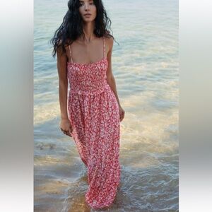 NWT Zara smocked printed dress